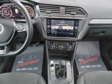 Volkswagen Tiguan II SUV 2.0 TDI 150KM 2018 Volkswagen Tiguan R-Line Kamera El.Klapa Kamera Navi Sensor Elektryka PDC, zdjęcie 22