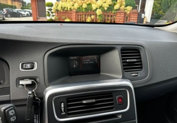Volvo V60 I Kombi 1.6 DRIVe 115KM 2011 Volvo V60 1.6 diesel 114KM ks. serwis. Gwarancja Zamiana Zarejestrowany 1.6, zdjęcie 13