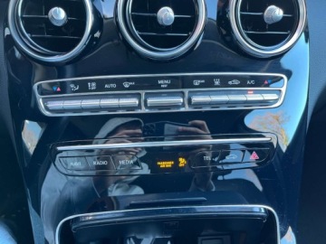 Mercedes Klasa C W205 Kombi Facelifting HYBRYDA 2.0 300 de 306KM 2020 Mercedes-Benz Klasa C 2.0 diesel PLUG IN 306 KM automat zarej w PL zad, zdjęcie 27