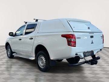 Mitsubishi L200 V Club Cab 2.4 154KM 2019 Mitsubishi L200 2.4 d DC Invite EU6 / Wyciągarka /, zdjęcie 1