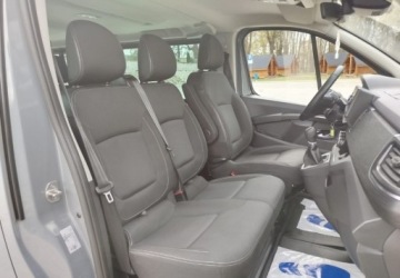 Renault Trafic III Combi 2.0 dCi  150KM 2023 Renault Trafic L2H19 osobowyAutomatSalon PolskaGwarancjaNawiewy na tyl, zdjęcie 18