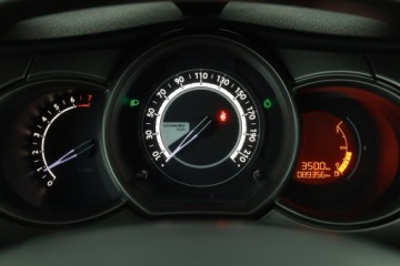 Citroen C3 II Hatchback facelifting 1.2 VTi 82KM 2016 Citroen C3 1.2 VTi, Salon Polska, Serwis ASO, zdjęcie 7