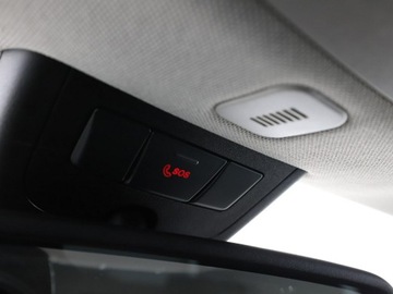 Mercedes GLA I Off-Roader Facelifting 1.6 180 122KM 2019 Mercedes GLA 180 navi klima grzane fotele czujniki, zdjęcie 33