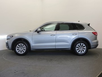 Volkswagen Touareg III SUV Facelifting 3.0 V6 TSI 340KM 2025 Elegance 3.0 V6 TFSI 4Motion 340KM, zdjęcie 2