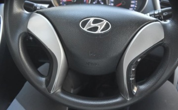 Hyundai i30 II Hatchback 5d 1.4 MPI 100KM 2012 Hyundai i30 Hyundai i30 i30cw 1.4 Trend Super Stan 1.4 Benzyna 99KM, zdjęcie 16