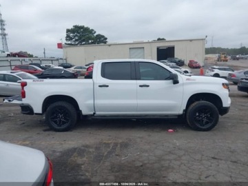 Chevrolet Silverado II 2024 Chevrolet Silverado 1500 Short Bed Custom Trail Boss 2024 5.3l 5.3 Benzyna, zdjęcie 6