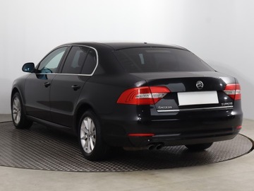 Skoda Superb II Sedan Facelifting 1.8 TSI 160KM 2014 Skoda Superb 1.8 TSI, Salon Polska, Xenon, zdjęcie 3