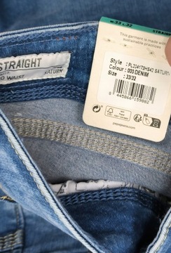 КАРТОННАЯ КОРОБКА СМЕШАННАЯ ОДЕЖДА | JACK&JONES, CARHARTT, LEE, PEPE JEANS - 15 ШТ.