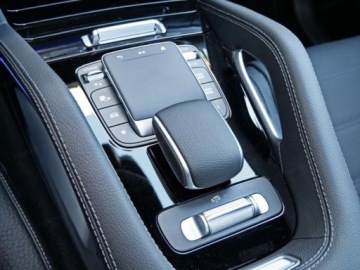 Mercedes GLE V167 SUV Facelifting 2.0 300d 269KM 2025 MERCEDES-BENZ GLE 300 d 4-Matic AMG Line 2.0 (269KM) 2025, zdjęcie 10