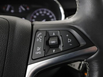 Opel Mokka I SUV 1.4 Turbo ECOTEC 140KM 2017 Opel Mokka Historia serwisowa Kamera cofania, zdjęcie 28