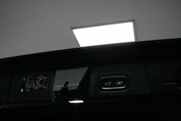 Volvo V90 II Cross Country 2.0 T5 250KM 2020 Volvo V90 Cross Country Salon, zdjęcie 32