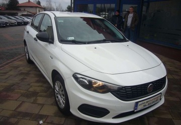 Fiat Tipo II Sedan 1.4 95KM 2019 Fiat Tipo Fiat Tipo II I wlasciciel, Salon PL, serwis 1.4 Benzyna 95KM, zdjęcie 3