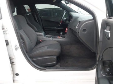 Dodge Charger VII 2019 Dodge Charger 2019 DODGE CHARGER GT RWD 3.6 Benzyna 300KM, zdjęcie 9