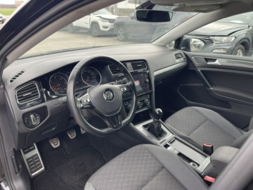 Volkswagen Golf VII Hatchback 3d Facelifting 1.6 TDI-CR DPF BMT 115KM 2019 Volkswagen Golf Podgrz Klimatronik Czujniki park., zdjęcie 7