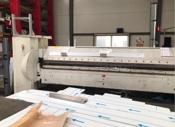 Изгибающая машина Bender Schroder Mak/IV CNC 4040x2,5 мм