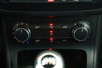 Mercedes Klasa B W246 Sports Tourer 200 BlueEFFICIENCY 156KM 2012 Mercedes B B 200, Salon Polska, Navi, Xenon, zdjęcie 11