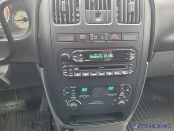 Chrysler Grand Voyager 2005 Chrysler Grand Voyager 2.8CRDi Automat 2.8 Diesel 150KM, zdjęcie 17