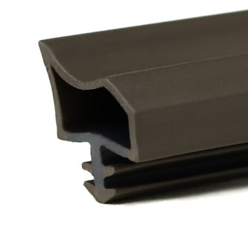 USZCZELKA DRZWI WEWNĘTRZNYCH DREWNIANYCH Z PRZYLGĄ CIEMNY BRĄZ