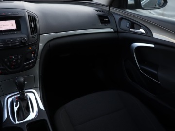 Opel Insignia I Hatchback Facelifting 1.6 Turbo ECOTEC 170KM 2016 Opel Insignia 1.6 Turbo, Salon Polska, Automat, zdjęcie 7