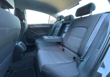 Volkswagen Passat B8 Limousine Facelifting 2.0 TSI 190KM 2020 Volkswagen Passat Business Pakiety, ACC, ergoComfort, GPS, Podgrzewane fo, zdjęcie 17