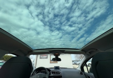 Peugeot 3008 I Crossover 1.6 156KM 2011 Peugeot 3008 2011r. 1.6 Benzyna 156KM, zdjęcie 15