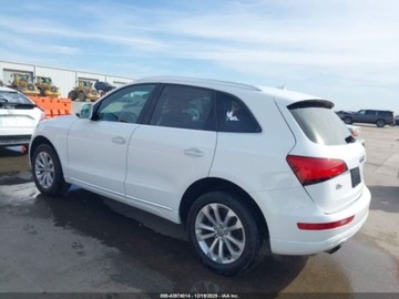 Audi Q5 I 2015 Audi Q5 2015 AUDI Q5 2.0T PREMIUM 2.0 Benzyna 220KM, zdjęcie 2