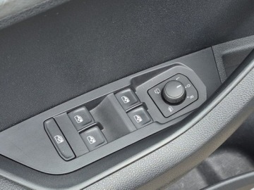 Skoda Karoq Crossover Facelifting 2.0 TDI SCR 115KM 2023 Skoda Karoq DSG Virtual CockpitStyle Faktura VATKamera ACC 2.0 Diesel, zdjęcie 10