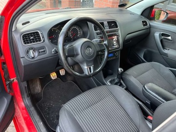 Volkswagen Polo V Hatchback 5d 1.6 TDI-CR DPF 105KM 2010 Volkswagen Polo 1.6 diesel 105 KM zarejestrowany w PL mozliwa zamiana, zdjęcie 7