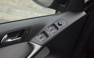 Volkswagen Tiguan I SUV 2.0 TDI CR DPF BlueMotion 140KM 2010 Volkswagen Tiguan 2.0TDI Navi Kamera Oryginal Lakier 2 KPL KOL Sprowadzony, zdjęcie 33