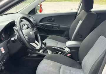 Kia Ceed I SW Facelifting 1.6 DOHC CVVT 126KM 2012 Kia Ceed 1.6 benzyna ,2012 1.6 Benzyna 126KM, zdjęcie 3