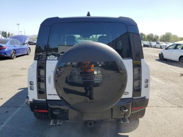 Land Rover Defender IV (L663) 2023 Land Rover Defender Land Rover Defender 110 V8 AWD 5.0 Benzyna 518KM, zdjęcie 6