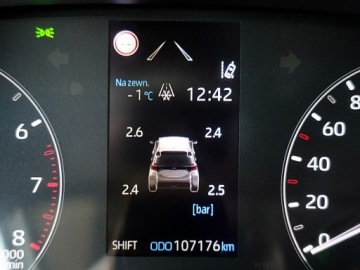 Toyota Yaris IV Hatchback 1.0 VVT-i 72KM 2021 Toyota Yaris NAVI KRAJOWY BEZWYPADKOWY, zdjęcie 36