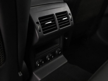 Jaguar F-Pace SUV 2.0 i4D 180KM 2016 Jaguar F-PACE 20d R-Sport Automat Navi Tempomat, zdjęcie 39