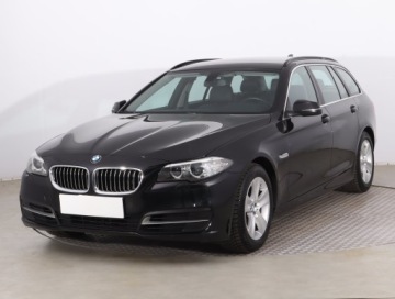 BMW Seria 5 F10-F11 Touring Facelifting 520d 190KM 2016 BMW 5 520d xDrive, 187 KM, 4X4, Automat, Skóra, zdjęcie 1