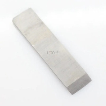 Ручной строгальный станок по дереву в черном стиле