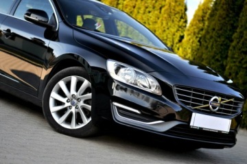 Volvo V60 I Kombi Facelifting 2.0 D3 136KM 2014 Volvo V60 2.0 D3 5-Cylindrów Lift Digital Led, zdjęcie 28