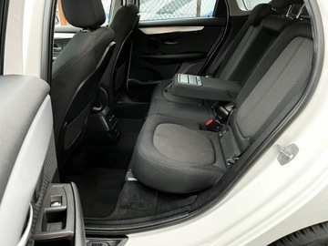 BMW Seria 2 F22-F23-F45-F46 Gran Tourer 216i 102KM 2017 BMW 216 Benzyna / Climatronic / Podgrzewane Fotele, zdjęcie 32