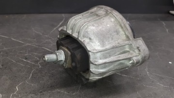 6768852-03 ULOŽENÍ MOTORU BMW E87 3.0