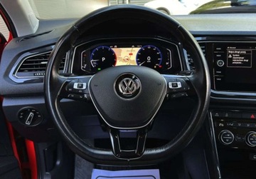 Volkswagen T-Roc I SUV 1.5 TSI ACT 150KM 2018 Volkswagen T-Roc 1.5 TSI 150 KM DSG bezwypadkowy VIRTUALFULL LED, zdjęcie 21