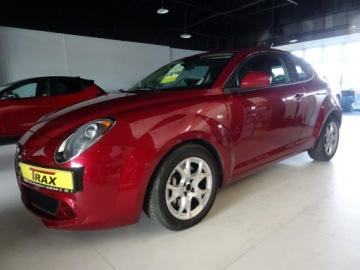 Alfa Romeo MiTo Hatchback 3d Facelifting 1.4 TB MultiAir 140KM 2014 Alfa Romeo Mito 1.4 140KM MultiAir Distinctive, zdjęcie 2
