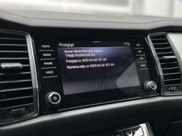 Skoda Kodiaq I SUV Facelifting 1.5 TSI 150KM 2022 Skoda Kodiaq 1.5TSI 150KM Ambition DSG l Salon Pol, zdjęcie 28