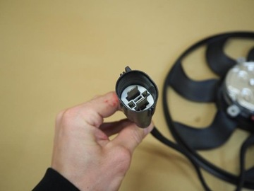 ВЕНТИЛЯТОР РАДИАТОРА RENAULT ESPACE V 2.0 СИНИЙ DCI