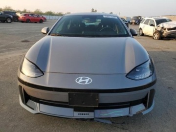 Hyundai IONIQ 6 2023 Hyundai IONIQ 6 2023, 4x4, SE, od ubezpieczalni Elektryczny 320KM, zdjęcie 1