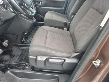 Toyota Proace II Furgon Medium 2.0 D-4D 150KM 2020 Toyota PROACE VERSO 2.0 D4-D Medium Family 2.0 D4-, zdjęcie 23