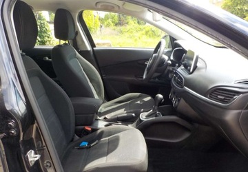Fiat Tipo II Station Wagon 1.6 MultiJet 120KM 2018 Fiat Tipo Automat Diesel Okazja 1.6 Diesel 120KM, zdjęcie 15