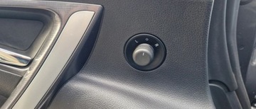 Opel Astra J Sports Tourer 2.0 CDTI ECOTEC 165KM 2012 Opel Astra 2.0 CDTI 165KM LED Automat Xenon Navi Skora 2.0 Diesel 164KM, zdjęcie 11