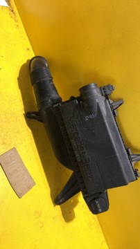 MERCEDES VITO W 639 - POUZDRO FILTRU VZDUCHU A6395281306