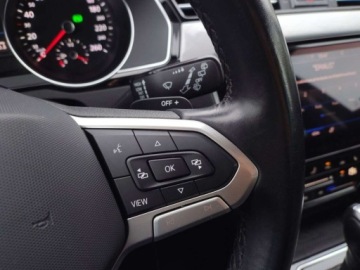 Volkswagen Passat B8 Variant Facelifting 2.0 TDI SCR 150KM 2021 Volkswagen Passat Variant Faktura VAT Hak Navi Grzane fotele 2.0 Diesel, zdjęcie 13