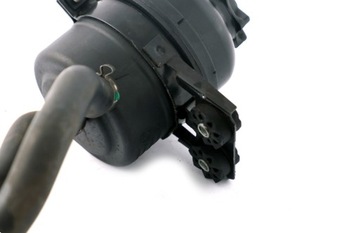 BMW E81 E87 E90 E91 Масляный бак