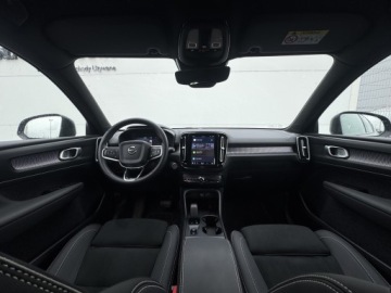 Volvo XC40 Crossover Facelifting 2.0 B3 163KM 2025 Volvo XC 40 XC40 B3 Core | Onyx Black | aut | Serw, zdjęcie 24